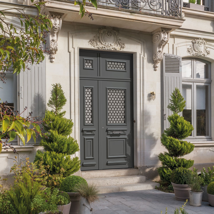 Porte d'entrée classique